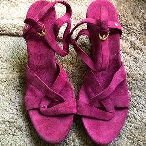 UGG AUSTRALIA  Arianna Wedge Heels Size 7.5